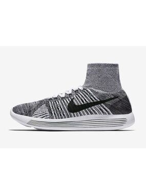 Nike LunarEpic Flyknit Oreo Shoes Women Sz 8 Black White Ankle Collar 818677-101
